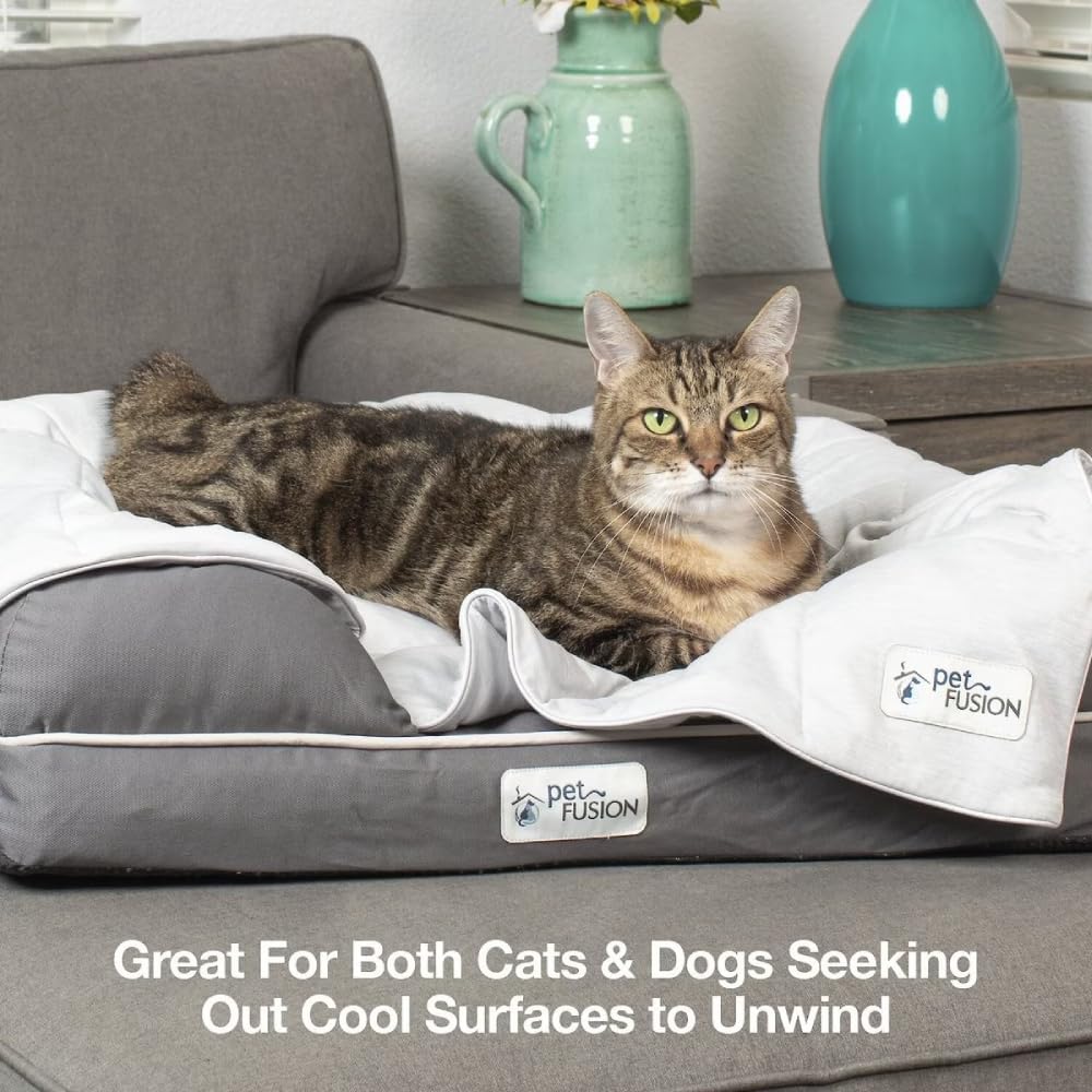 PetFusion Premium Cat and Dog Cooling Blanket